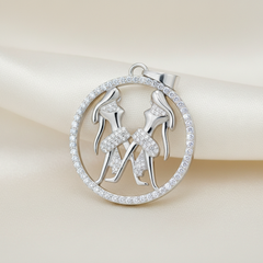 Gemini Medallion – Astrological Grace in VVS Moissanite