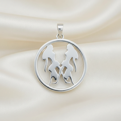 Gemini Medallion – Astrological Grace in VVS Moissanite